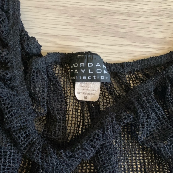 *Jordan Taylor Cover Up - Picture 7 of 8